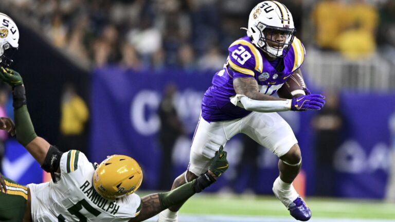 32. Caden Durham - LSU Tigers