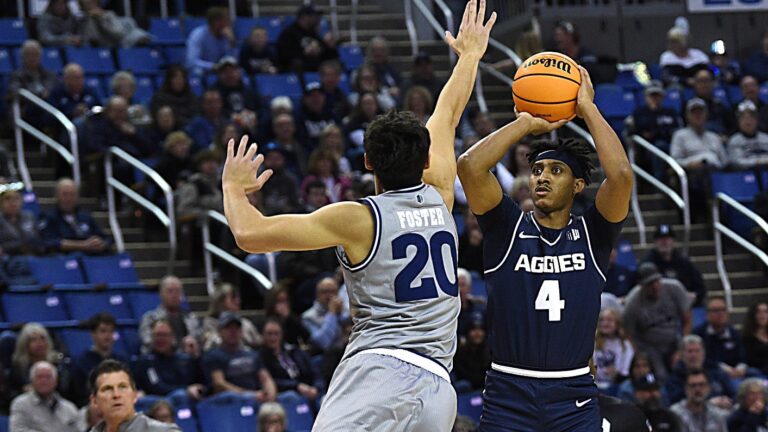 Midwest Region - (10) Utah State Aggies