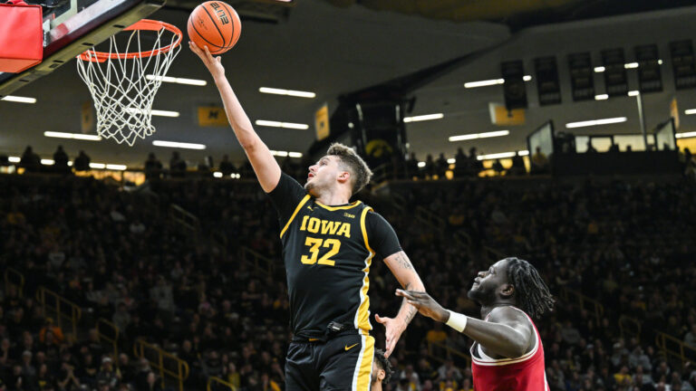28) C Owen Freeman, Iowa --> Creighton