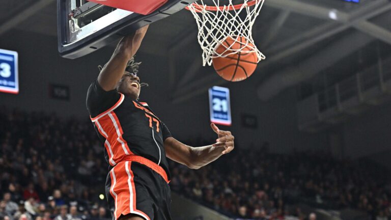 Oregon State Beavers Over UCF Knights