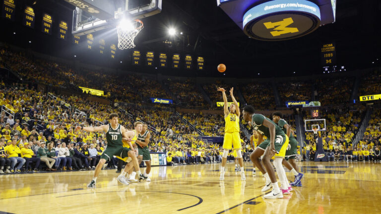 (17) Michigan Wolverines vs (8) Michigan State Spartans