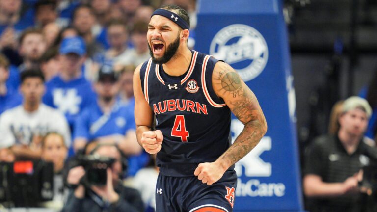 3) Auburn Tigers