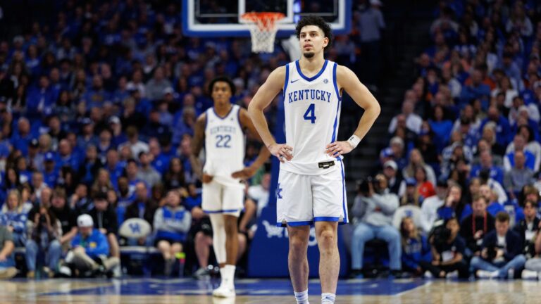 14) Kentucky Wildcats