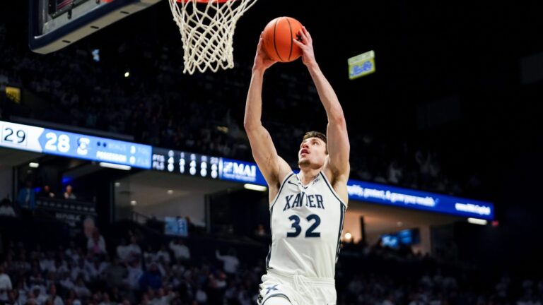 39) Xavier Musketeers