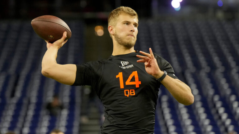 10. Tyler Shough, Louisville Cardinals