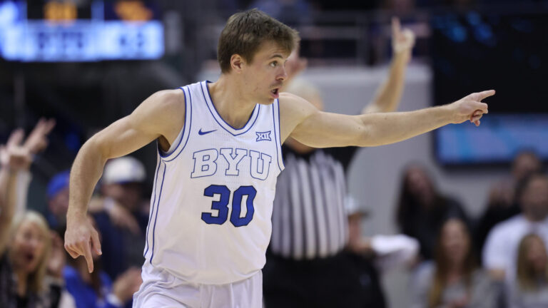 23) BYU Cougars