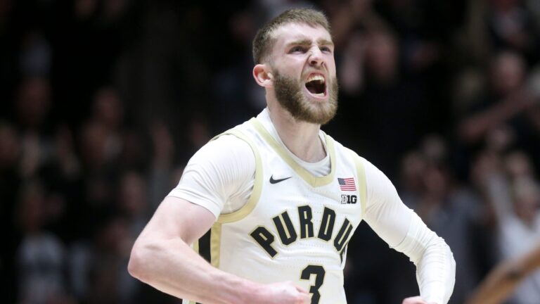 16) Purdue Boilermakers