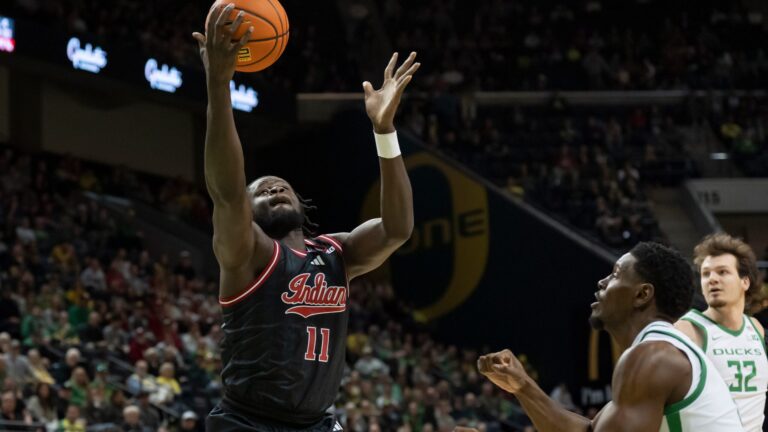 Indiana Hoosiers vs Oregon Ducks