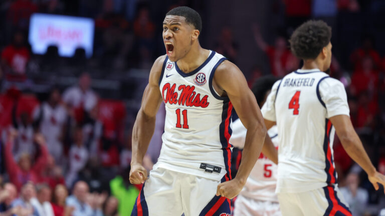 Ole Miss Rebels vs (5) Florida Gators