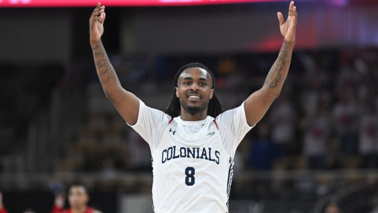 East Region First Round: (15) Robert Morris vs. Alabama (2)