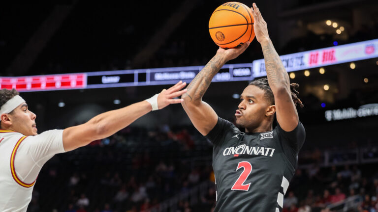 4. Cincinnati Bearcats
