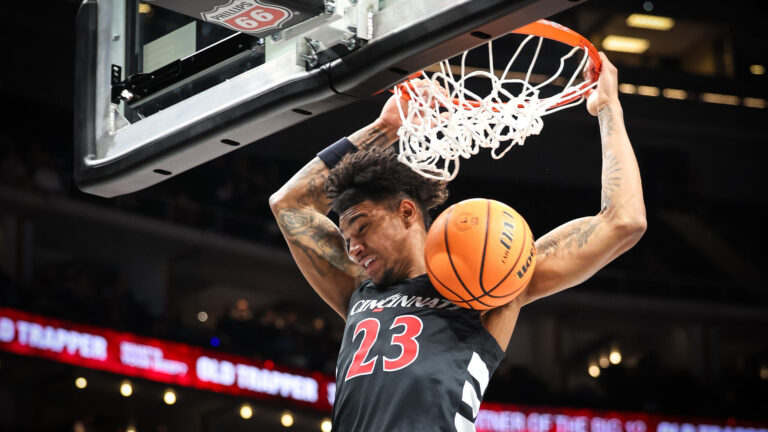 Cincinnati Bearcats Over Oregon State Beavers
