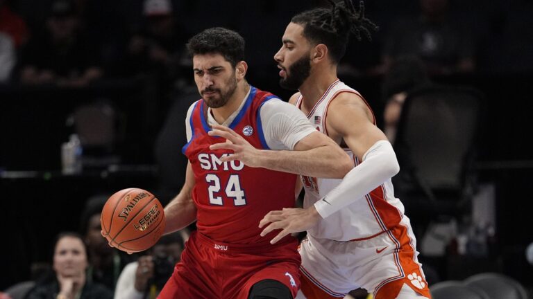 3. SMU Mustangs