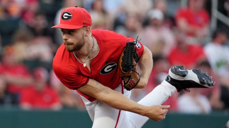 3) Georgia Bulldogs