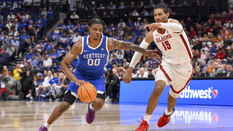 13) Kentucky Wildcats