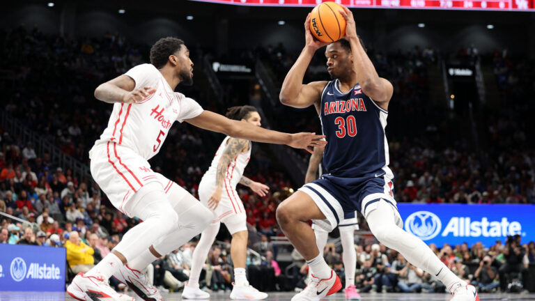 East Region: (4) Arizona Wildcats vs (1) Duke Blue Devils