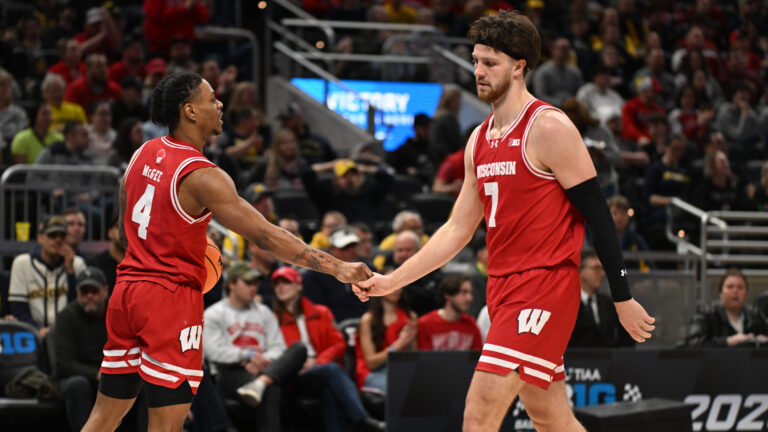 14) Wisconsin Badgers