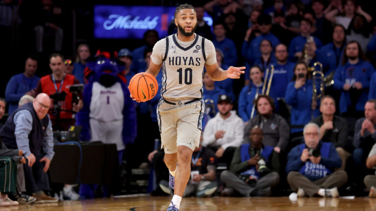 Washington State Cougars Over Georgetown Hoyas