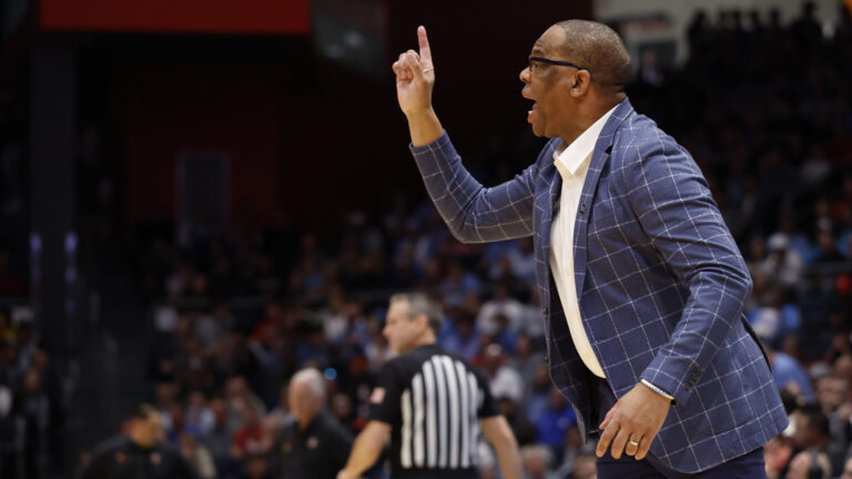 Hubert Davis Will Have to Coach His Teams to Some Wins
