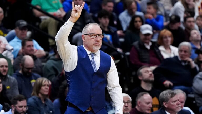 5. Buzz Williams - Texas A&M Aggies