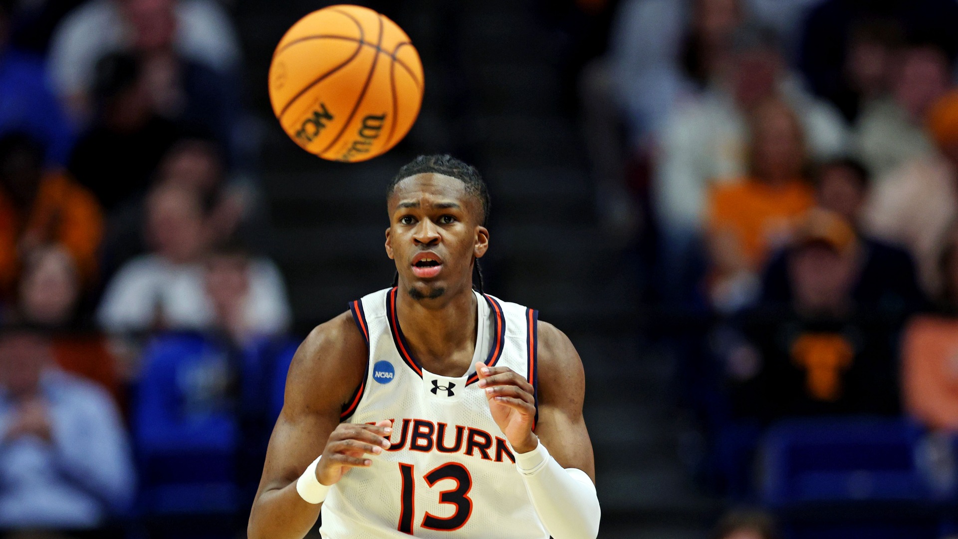 Auburn -9 vs. Michigan