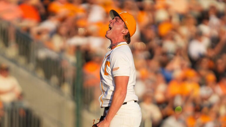 1) Tennessee Volunteers