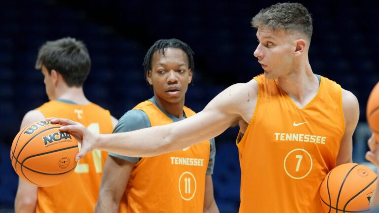 Friday's Teams Final Four Odds