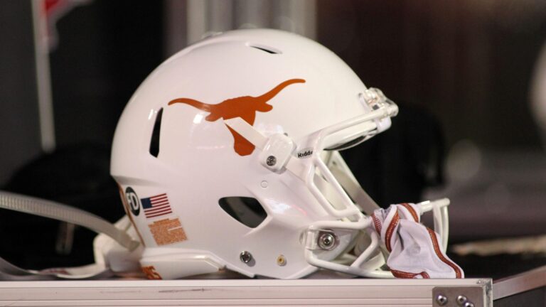 44) Jonah Williams, Texas 