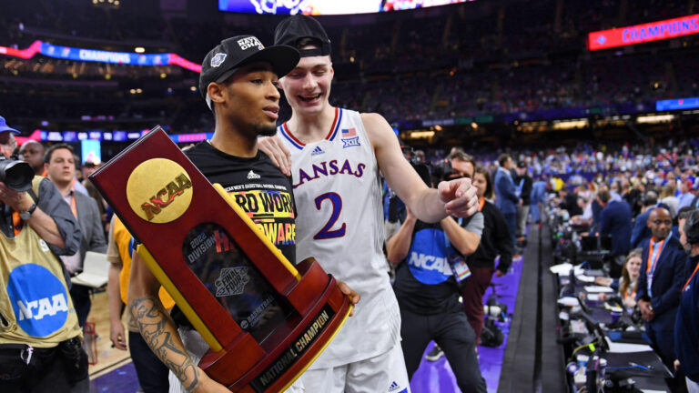 10) Kansas Jayhawks