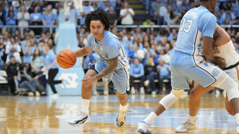 51. Elliot Cadeau