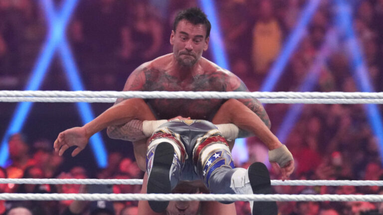 Roman Reigns vs CM Punk vs Seth Rollins