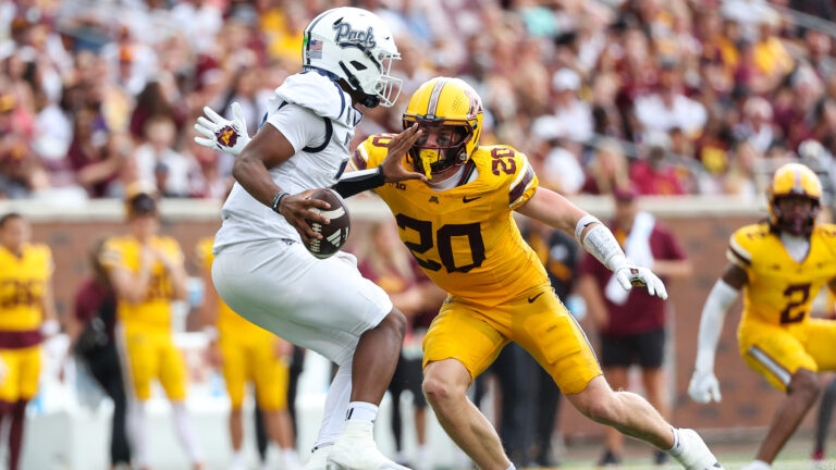 36) Jack Henderson, Minnsota