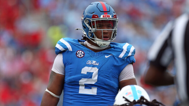 39. Chicago Bears- DT Walter Nolen, Ole Miss