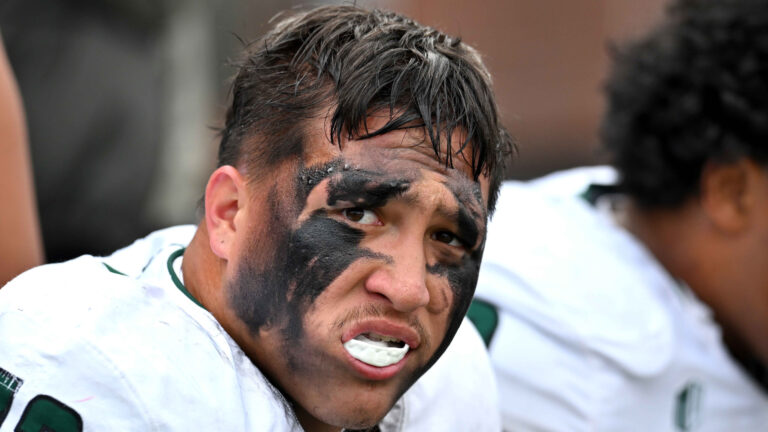 62. Micah Alejado - Hawaii Rainbow Warriors