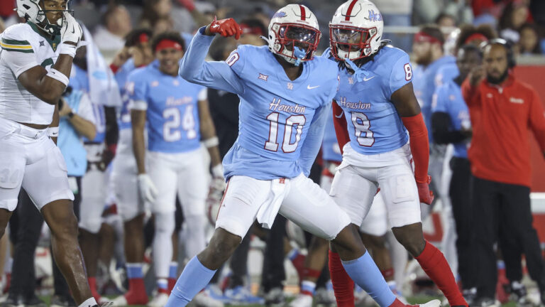 23. Houston Cougars