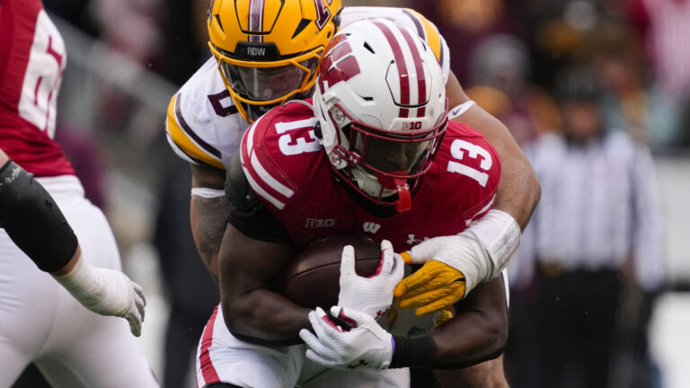 57. Darrion Dupree - Wisconsin Badgers