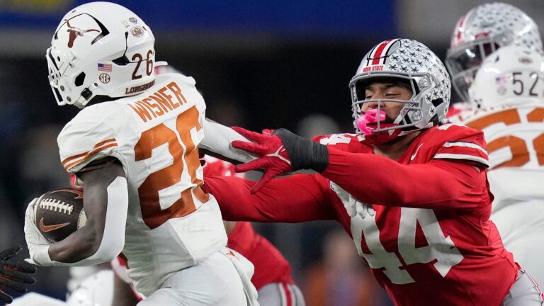 39. Quintrevion Wisner - Texas Longhorns