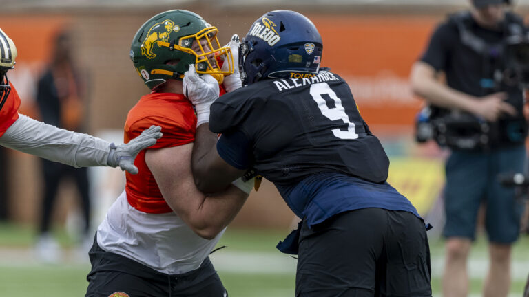 51) DL Darius Alexander, Toledo