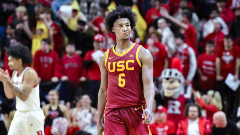 29) G Wesley Yates III, USC --> Washington