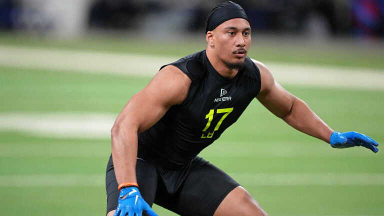 16. Francisco Mauigoa - Miami Hurricanes
