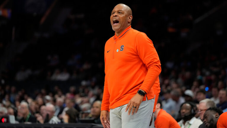 25) Syracuse Orange