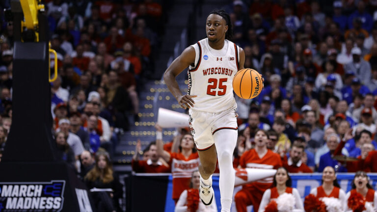 14) Wisconsin Badgers