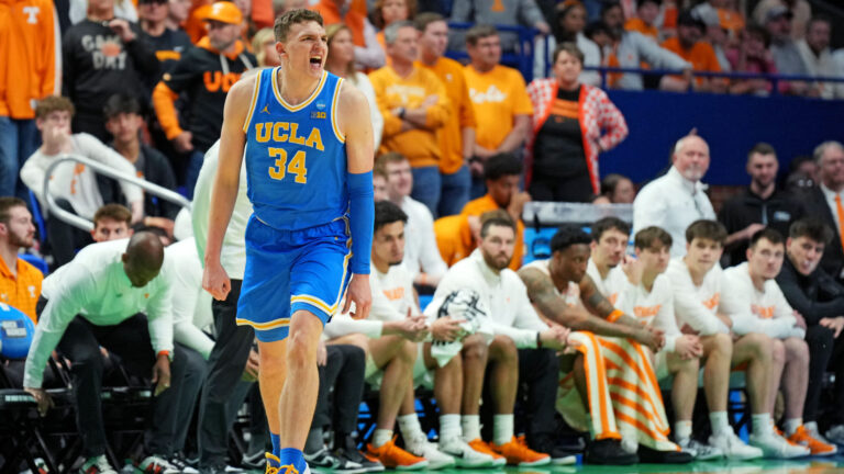 10) UCLA Bruins