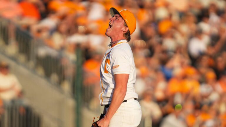 5) Tennessee Volunteers