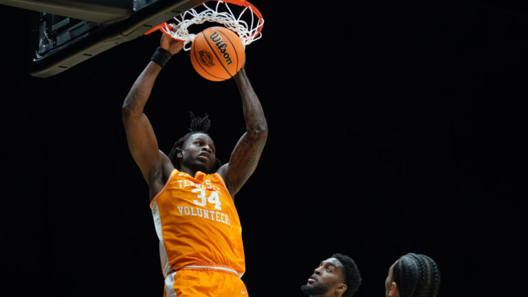 21) Tennessee Volunteers
