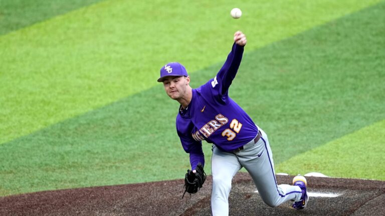 3) LSU Tigers