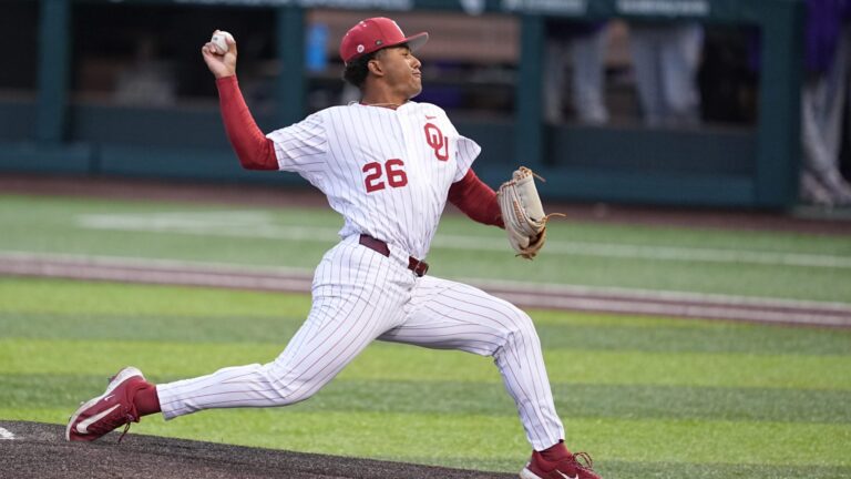 19) Oklahoma Sooners