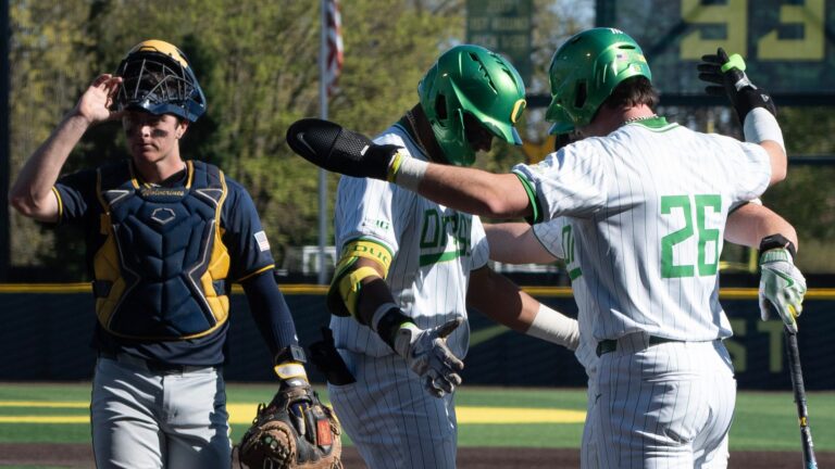 17) Oregon Ducks