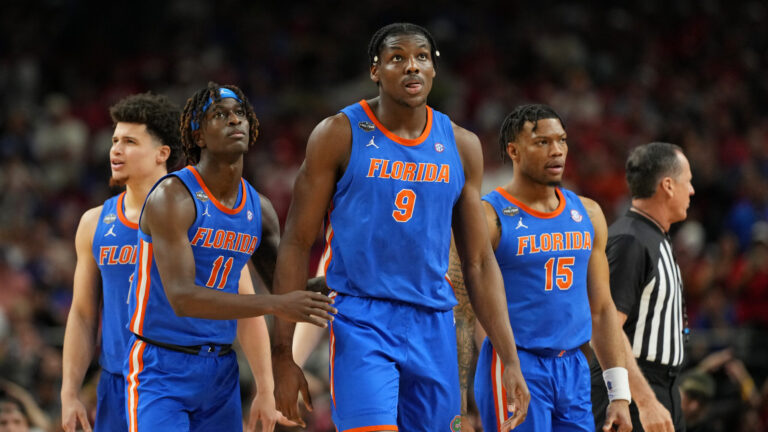 19) Florida Gators