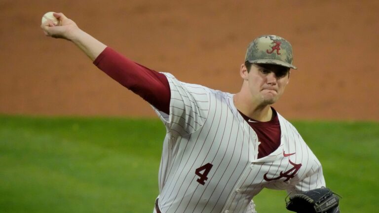 18) Alabama Crimson Tide
